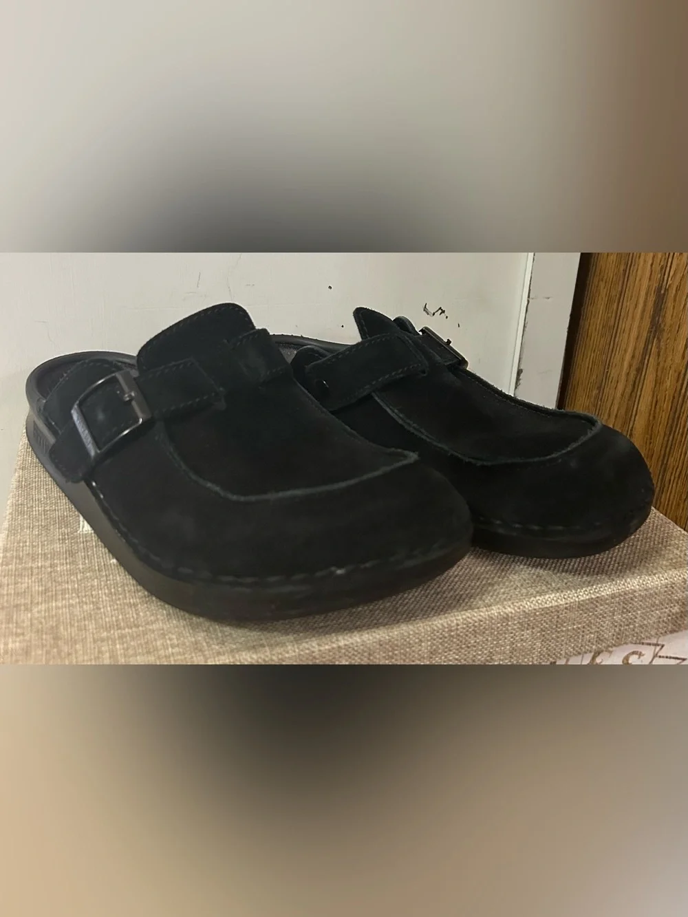 Birkenstock by Tatami Almanor Unisex Black Clogs